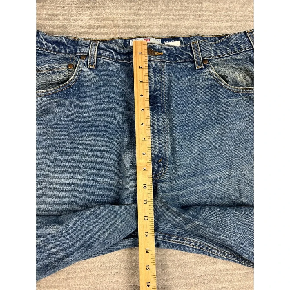 Levi Strauss Signature Jeans Mens 38x30 Blue 540 Relaxed Fit Straight Leg Denim